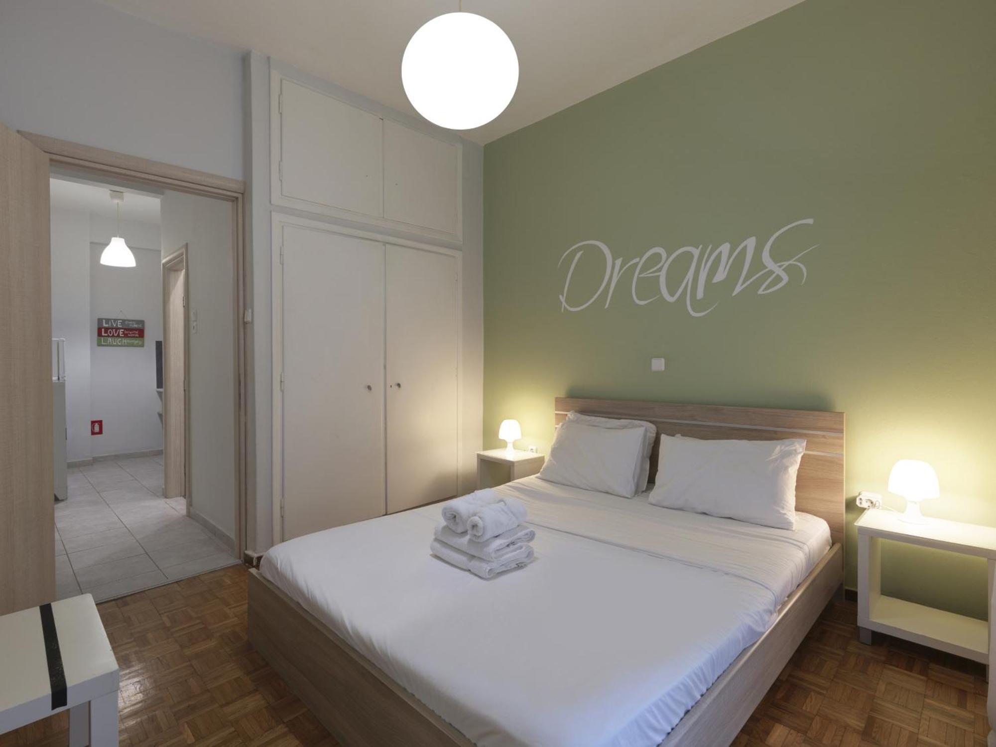 Cozy Athenian One Bd, Pistachio Charm Apartment Bagian luar foto
