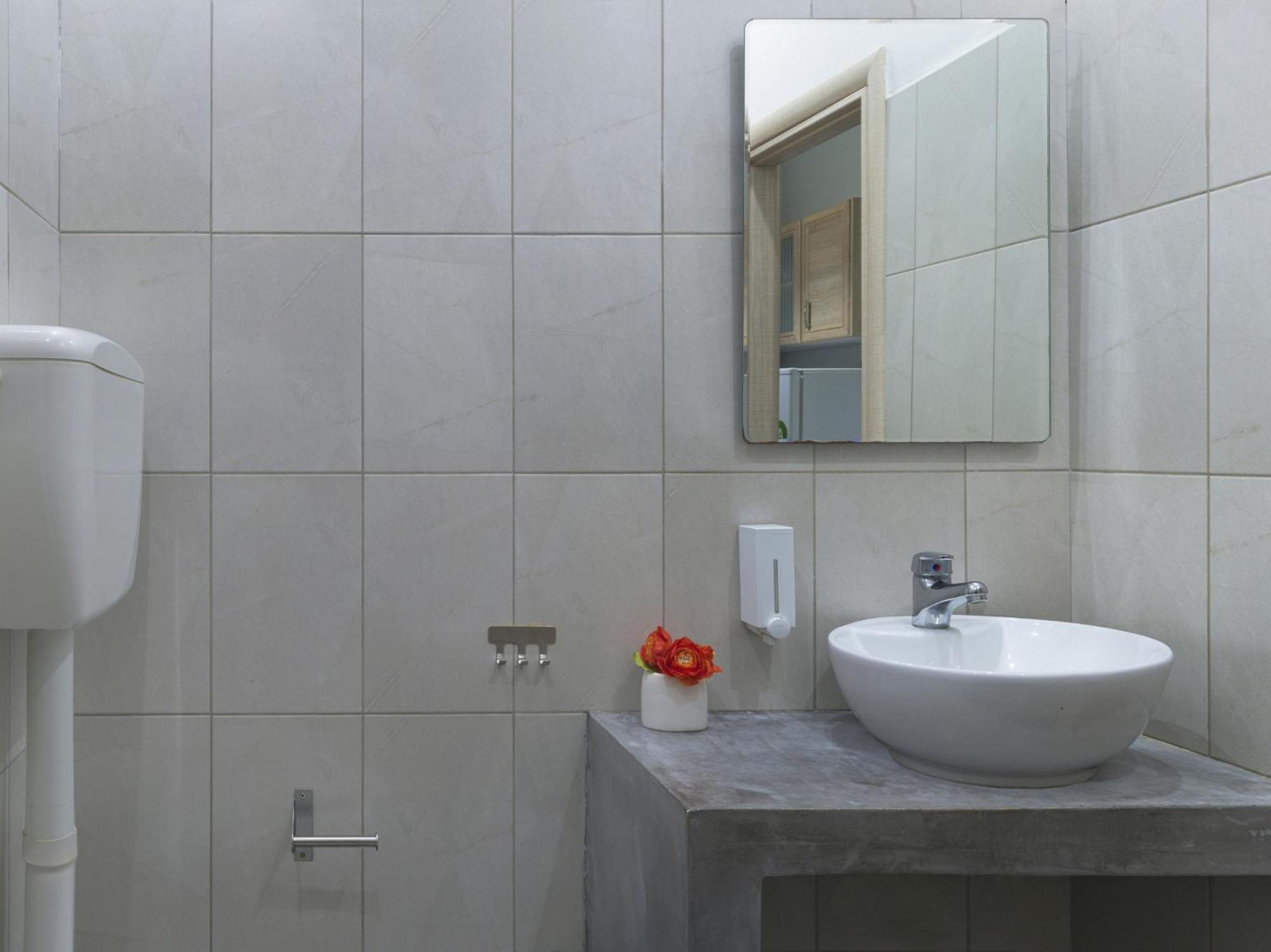 Cozy Athenian One Bd, Pistachio Charm Apartment Bagian luar foto